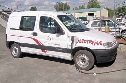 Essai et intégration des véhicules électriques: St-Jérôme, une pionnière